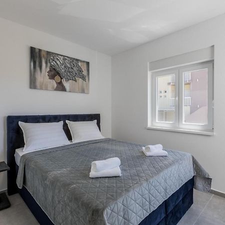 Carpe Diem Luxury Apartments Rogoznica  Luaran gambar