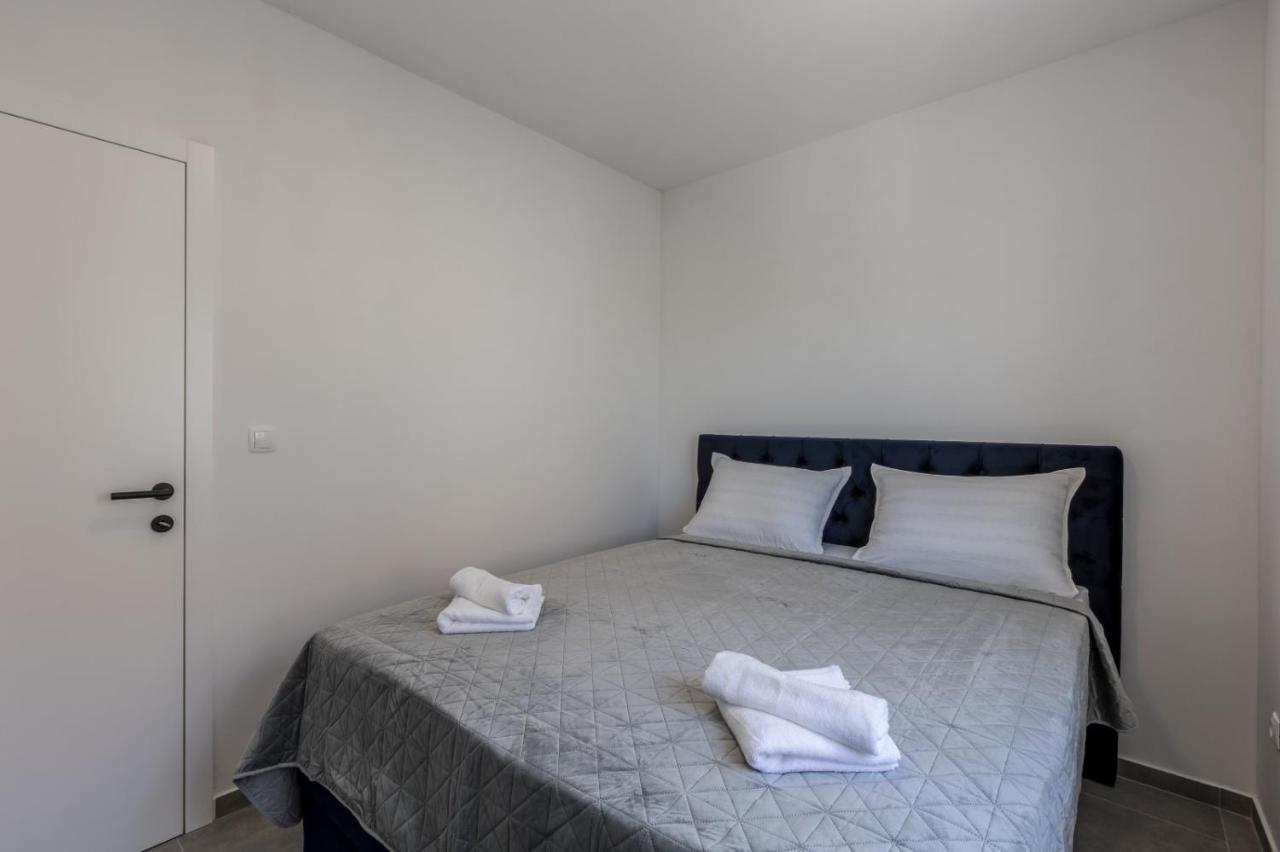 Carpe Diem Luxury Apartments Rogoznica  Luaran gambar