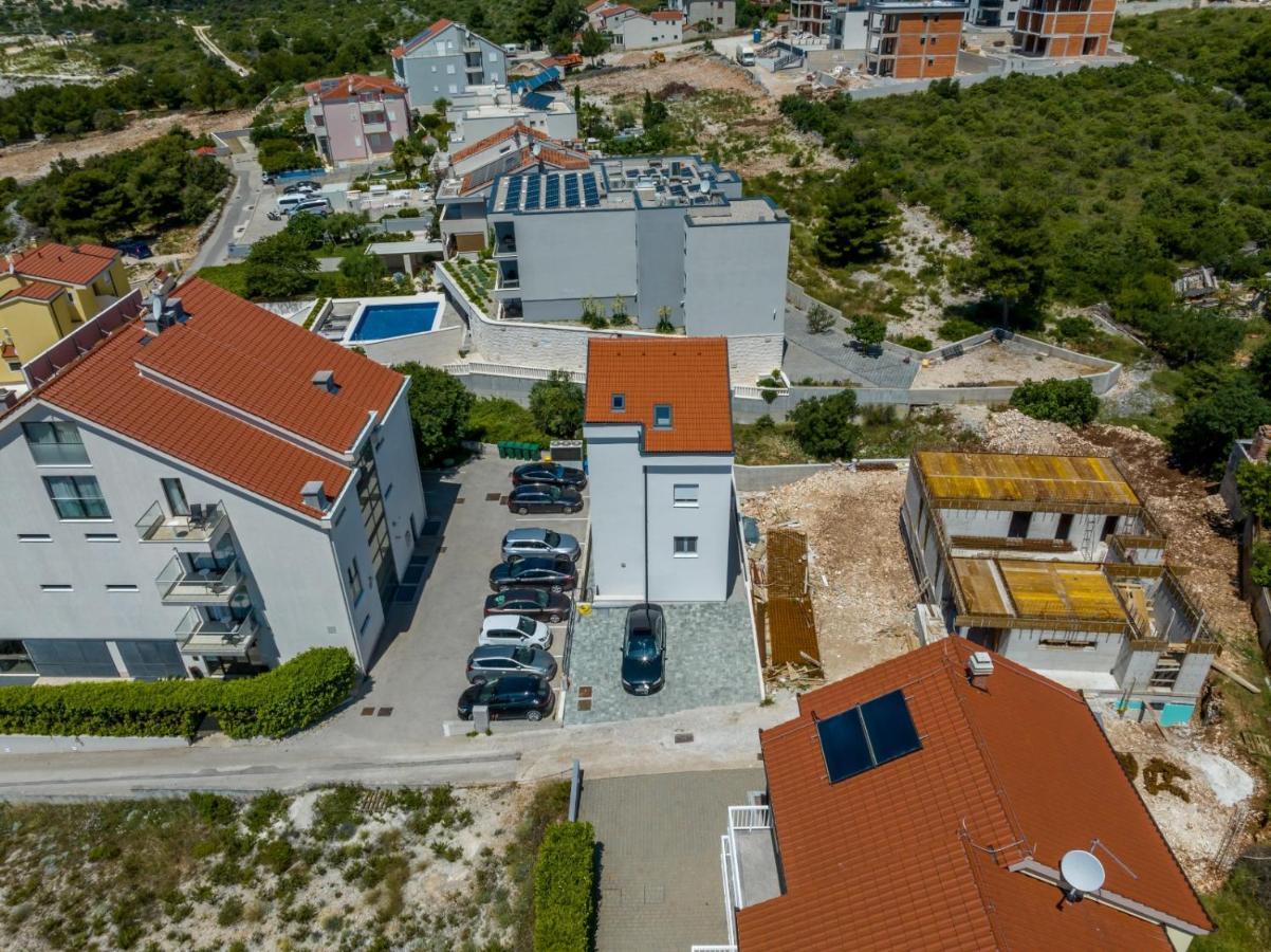 Carpe Diem Luxury Apartments Rogoznica  Luaran gambar